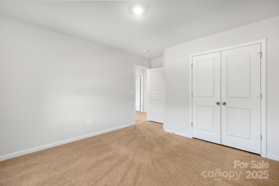 Spacious, unfurnished interior of a new home in , Fort Mill (Image 24).