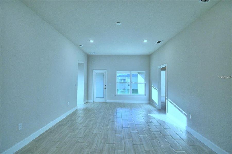 Spacious, unfurnished interior of a new home in Knights Landing, Lakeland (Image 14). Spacious, unfurnished interior of a new home in Knights Landing, Lakeland (Image 14).