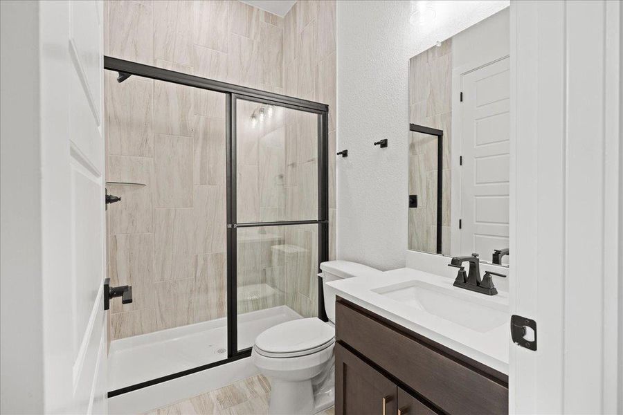 MOVE IN READY! MOVE IN READY!