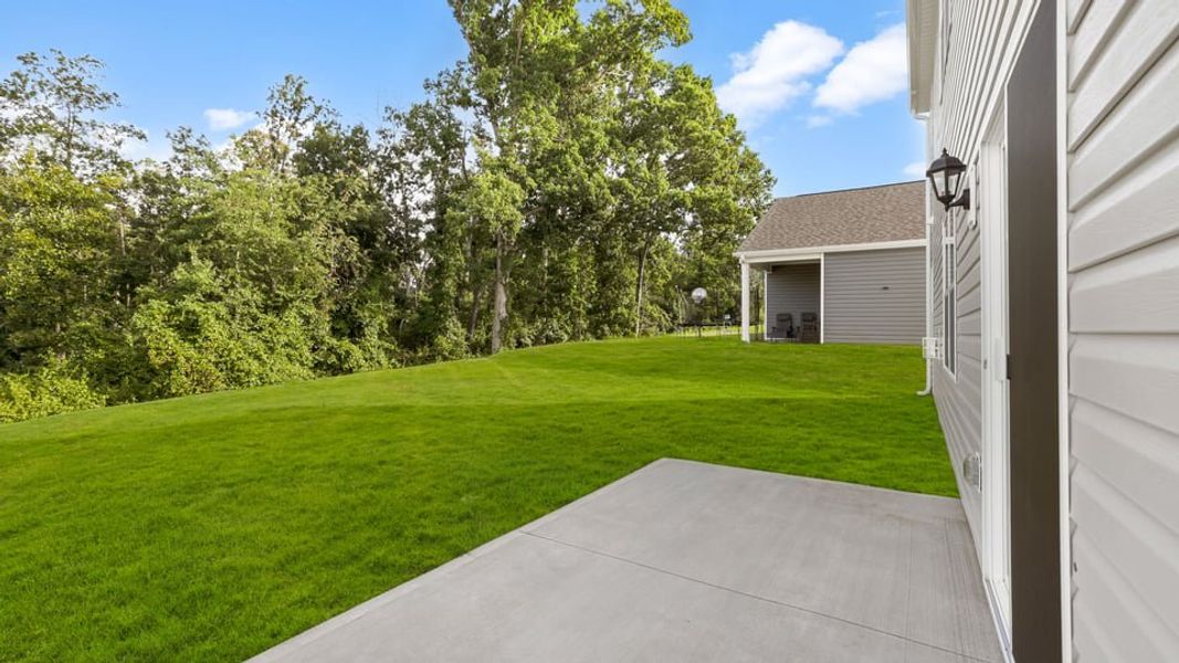 Exterior details and patio area of a home in Sage Grove, Lyman (Image 23).