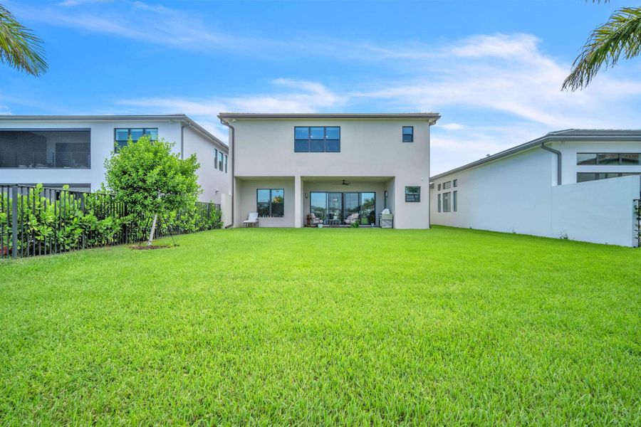 Front exterior of a new home in , Boca Raton, FL, highlighting curb appeal (Image 23).