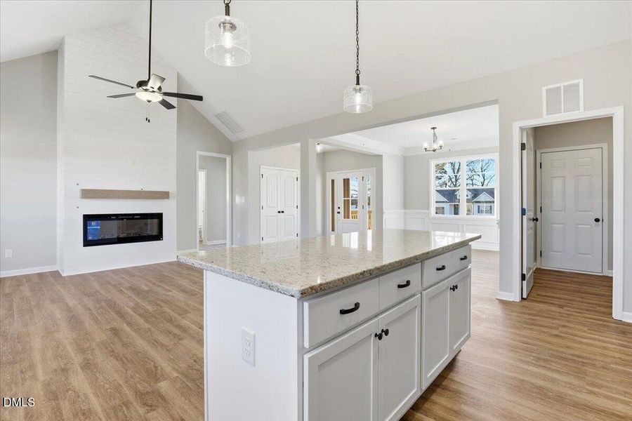 15-9300 Bear Run Ln-15