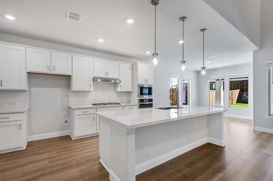 547 Wisteria Street ~ Ready Now 547 Wisteria Street ~ Ready Now