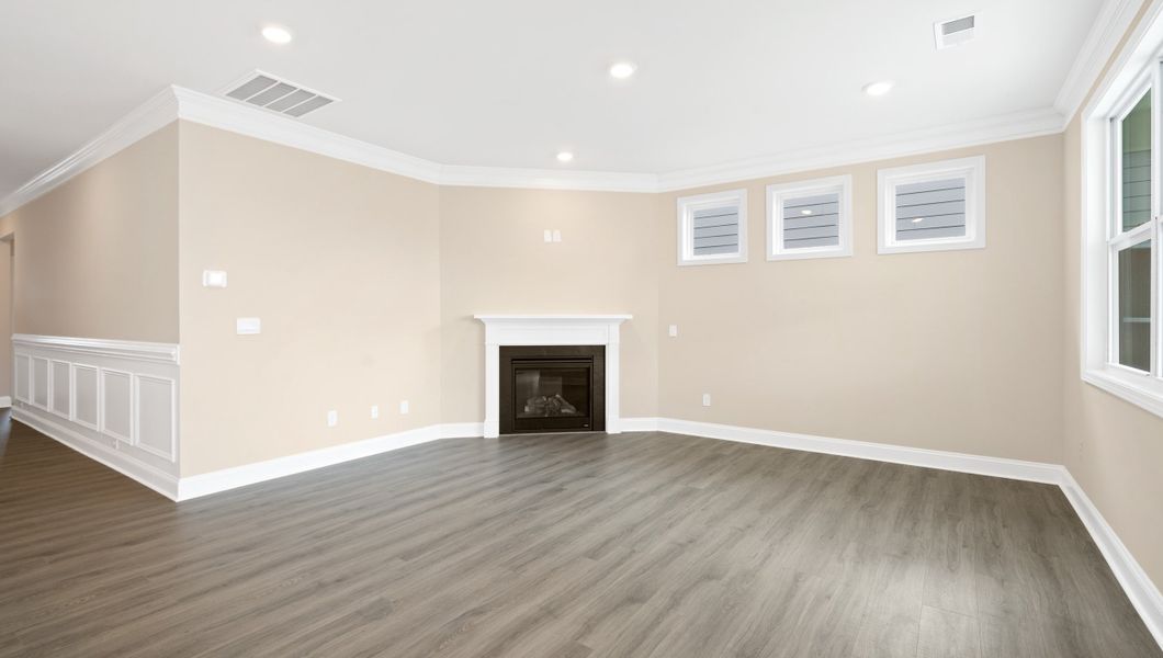 Representative unfurnished interior of a home built from the Bristol by D.R. Horton in The Villas at Pine Valley, Boiling Springs (Image 17).