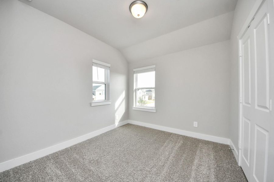 Spacious, unfurnished interior of a new home in Laurel Landing: Founders Collection, Alvin (Image 31).