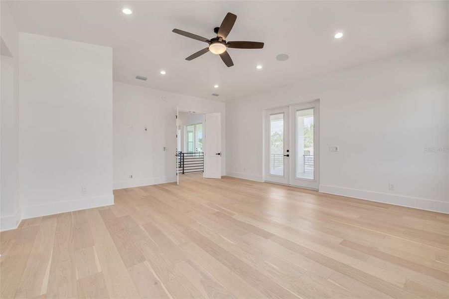 Spacious, unfurnished interior of a new home in , Gulfport (Image 74). Spacious, unfurnished interior of a new home in , Gulfport (Image 74).