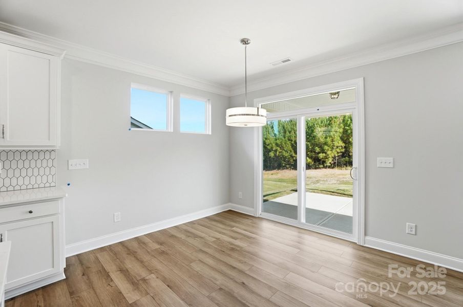 Spacious, unfurnished interior of a new home in The Enclave at Laurelbrook, Sherrills Ford (Image 25).