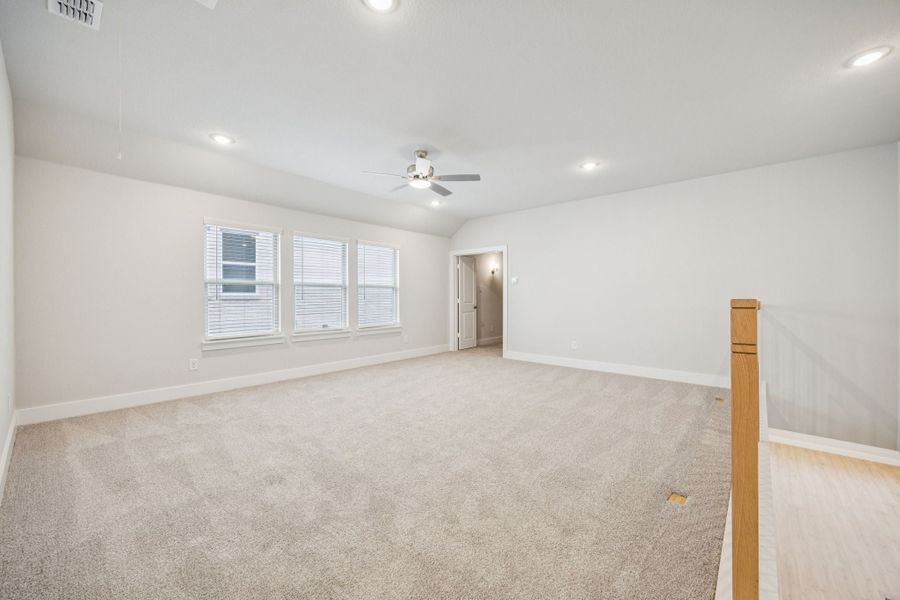 Representative unfurnished interior of a home built from the Majestic by Centre Living Homes in Painted Tree Woodland West, McKinney (Image 27). Representative unfurnished interior of a home built from the Majestic by Centre Living Homes in Painted Tree Woodland West, McKinney (Image 27).