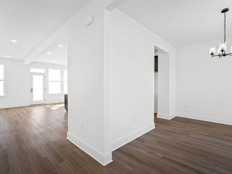 Spacious, unfurnished interior of a new home in Woods Crossing, Gallatin (Image 17).