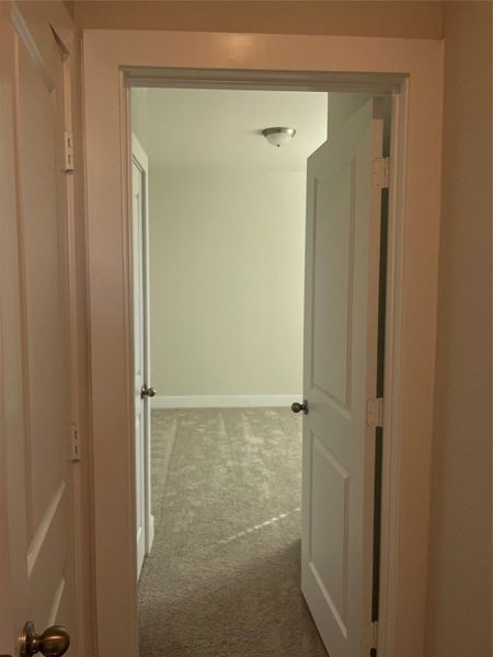 Spacious, unfurnished interior of a new home in Sunterra, Katy (Image 5). Spacious, unfurnished interior of a new home in Sunterra, Katy (Image 5).