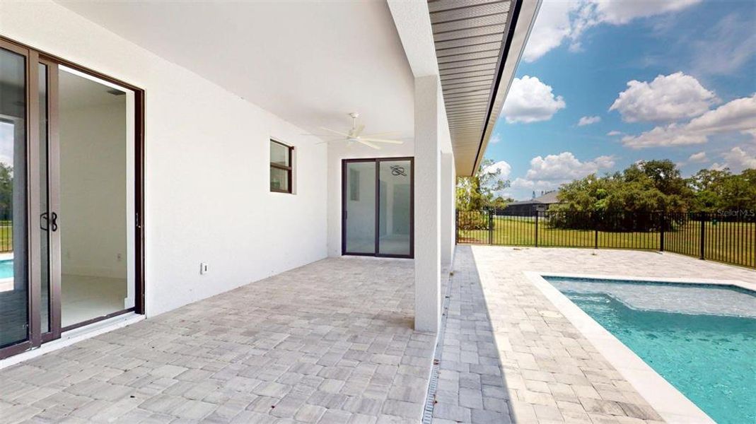 Exterior details and patio area of a home in , Punta Gorda (Image 3).