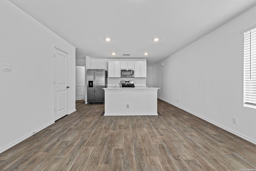 Image 19 of a home in Avenida.