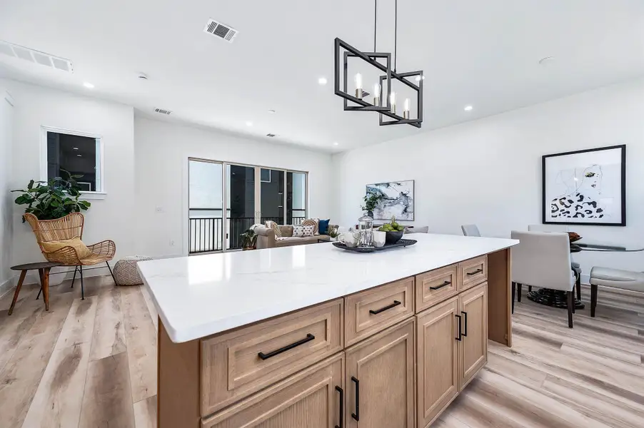 Kitchen/Living Room Kitchen/Living Room