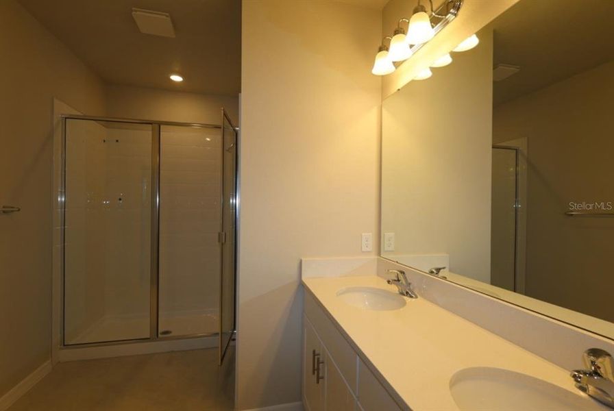 Furnished interior view inside a new home in , Daytona Beach (Image 10).