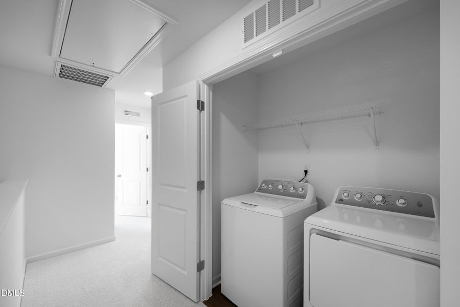 SUN_Stoneriver_Pic_Bradley_Laundry_1of1