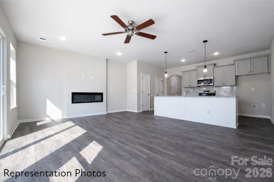 Spacious, unfurnished interior of a new home in , Charlotte (Image 19).