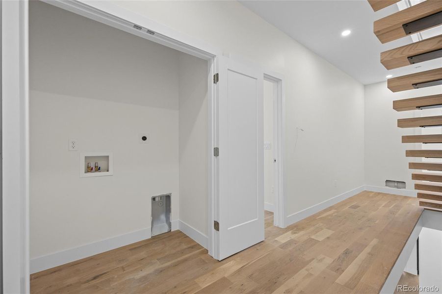 Spacious, unfurnished interior of a new home in , Denver (Image 29).