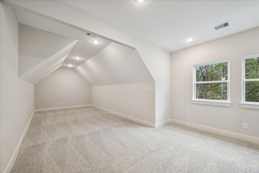Spacious, unfurnished interior of a new home in , Huntsville (Image 24). Spacious, unfurnished interior of a new home in , Huntsville (Image 24).