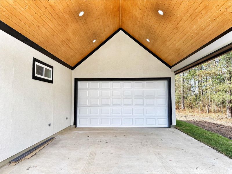 Exterior details and patio area of a home in , Dayton (Image 22).