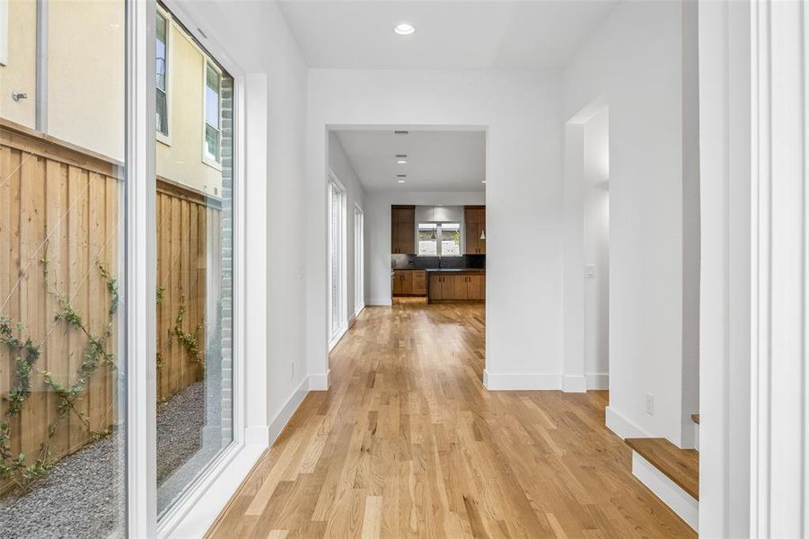 Spacious, unfurnished interior of a new home in , Dallas (Image 20). Spacious, unfurnished interior of a new home in , Dallas (Image 20).