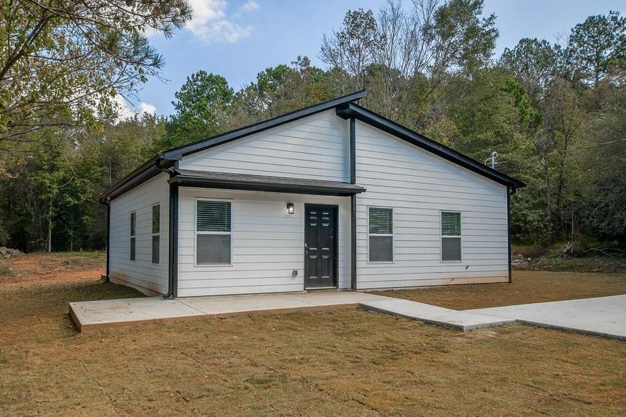 Front exterior of a new home in , Athens, GA, highlighting curb appeal (Image 16). Front exterior of a new home in , Athens, GA, highlighting curb appeal (Image 16).