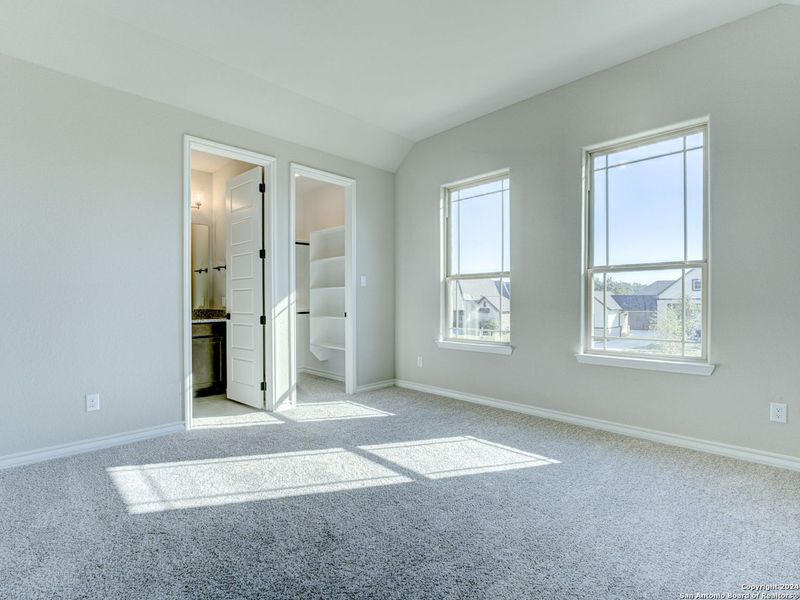 Spacious, unfurnished interior of a new home in Potranco Oaks, Castroville (Image 17). Spacious, unfurnished interior of a new home in Potranco Oaks, Castroville (Image 17).