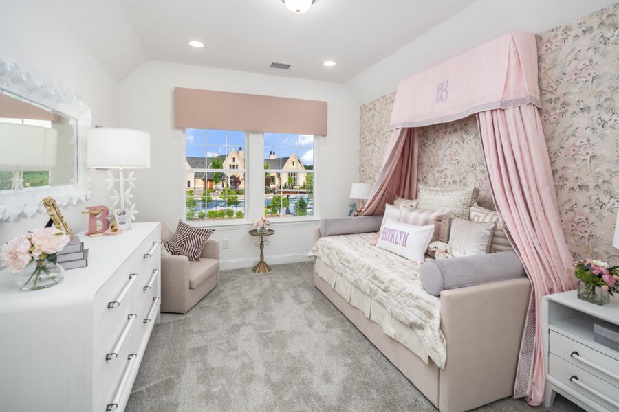 Representative furnished interior of a home built from the Eastland by UnionMain Homes in Cambridge Crossing, Celina (Image 43). Representative furnished interior of a home built from the Eastland by UnionMain Homes in Cambridge Crossing, Celina (Image 43).