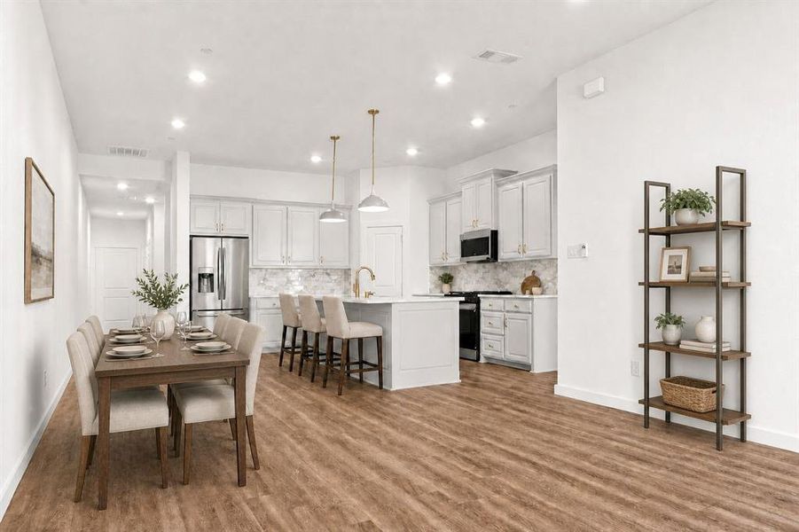 642 Oakridge Dining and Kitchen Prague
