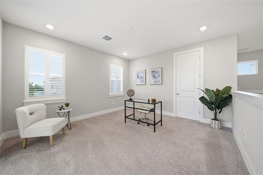 Furnished interior view inside a new home in , Wesley Chapel (Image 34).