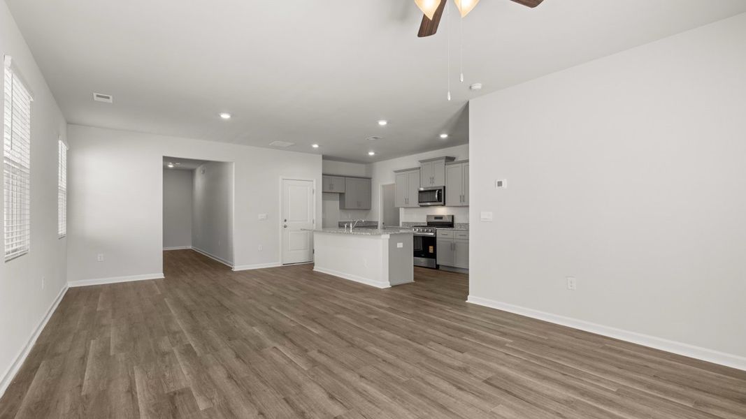 Spacious, unfurnished interior of a new home in The Islands, Beech Island (Image 22). Spacious, unfurnished interior of a new home in The Islands, Beech Island (Image 22).