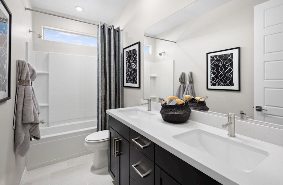 Savannah Secondary Bathroom