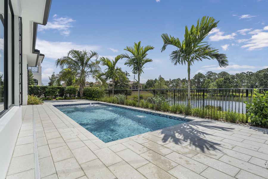 Patio/Pool/Summer Kitchen