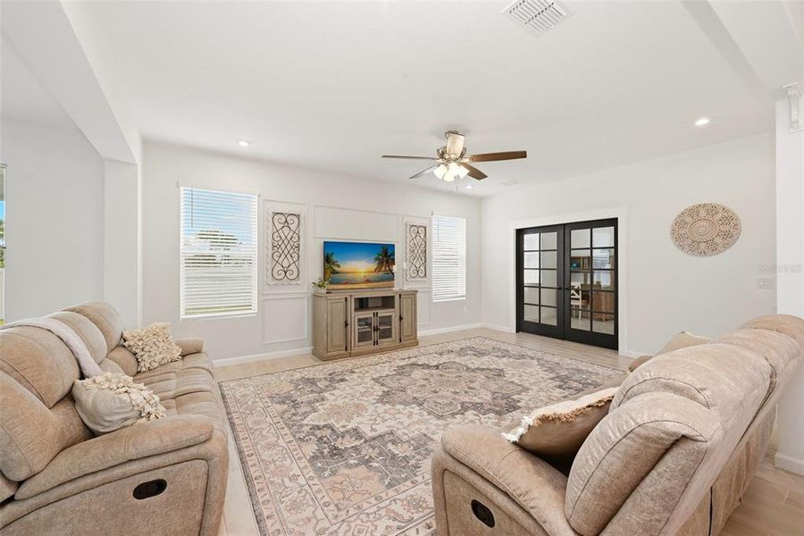 Furnished interior view inside a new home in Meadowlark Landing, Apopka (Image 20). Furnished interior view inside a new home in Meadowlark Landing, Apopka (Image 20).