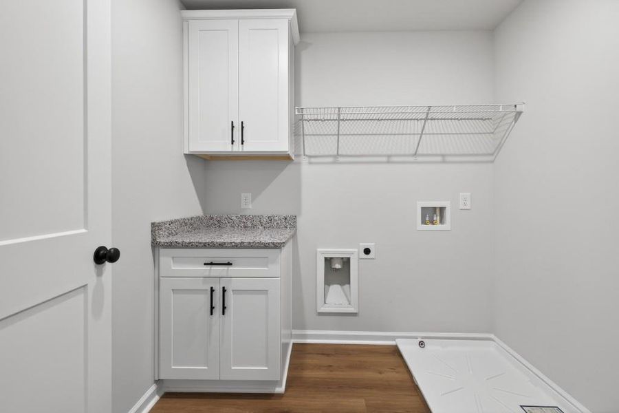 Spacious, unfurnished interior of a new home in , Commerce (Image 28).