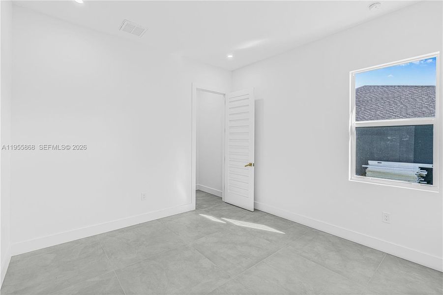 Spacious, unfurnished interior of a new home in , Cape Coral (Image 34). Spacious, unfurnished interior of a new home in , Cape Coral (Image 34).