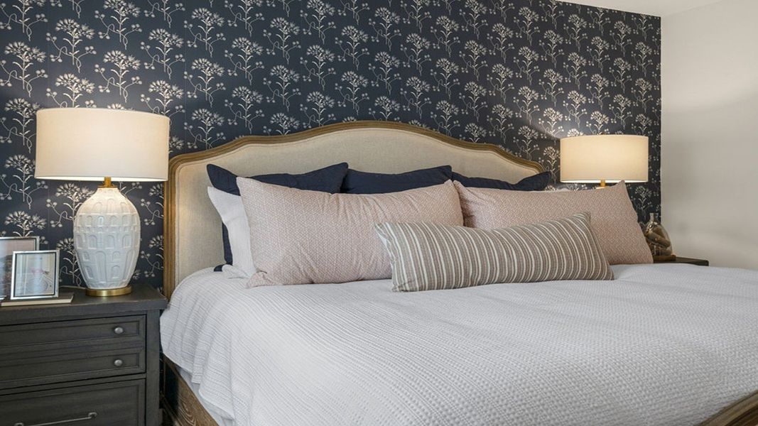 Representative furnished interior of a home built from the GALEN by D.R. Horton in English Farm, Archdale (Image 16).