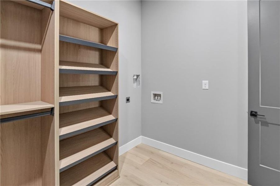 Close-up of interior finishes inside a home in , Stone Mountain (Image 86).