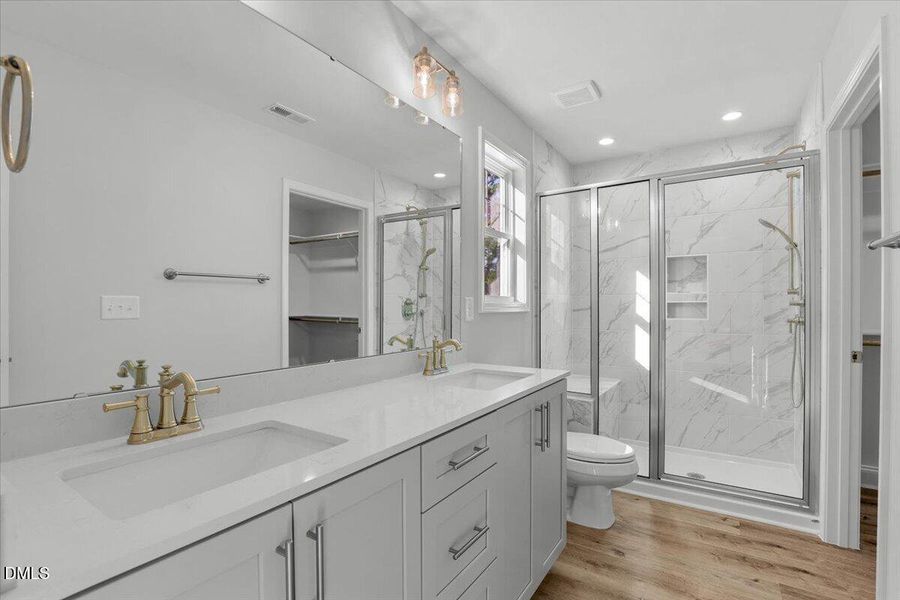 29-303 N West St-29