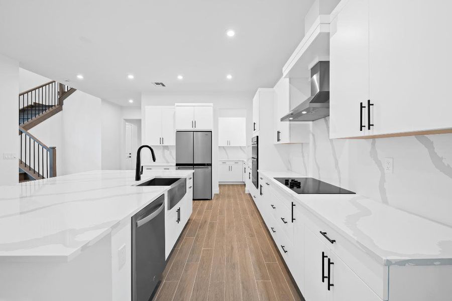 US_SEF_SANDRO_LOT 14_kitchen 2