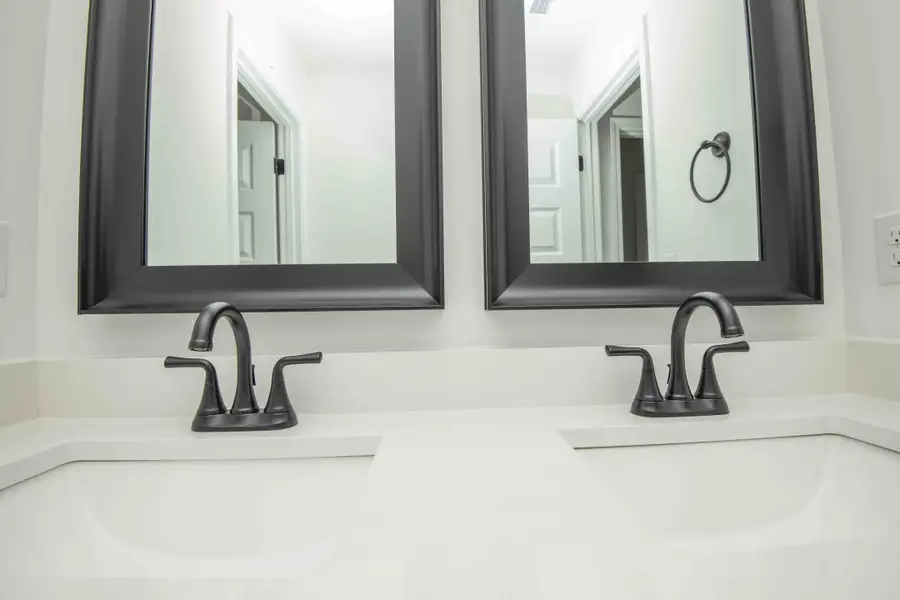 *Photo of example home. Selections and finishes may vary.