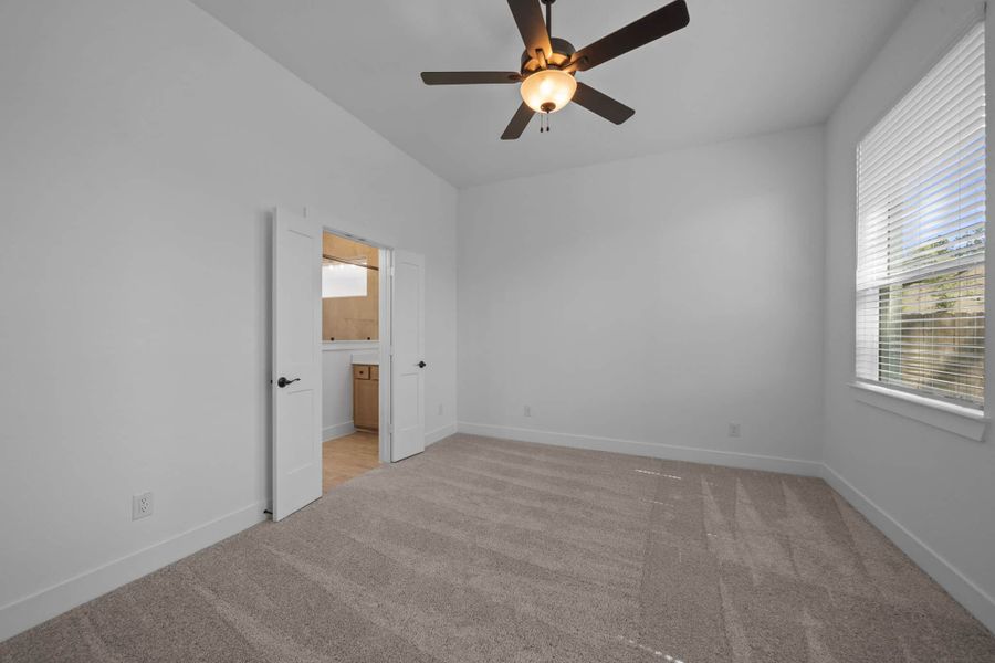 Spacious, unfurnished interior of a new home in The Woodlands Hills, Willis (Image 28). Spacious, unfurnished interior of a new home in The Woodlands Hills, Willis (Image 28).