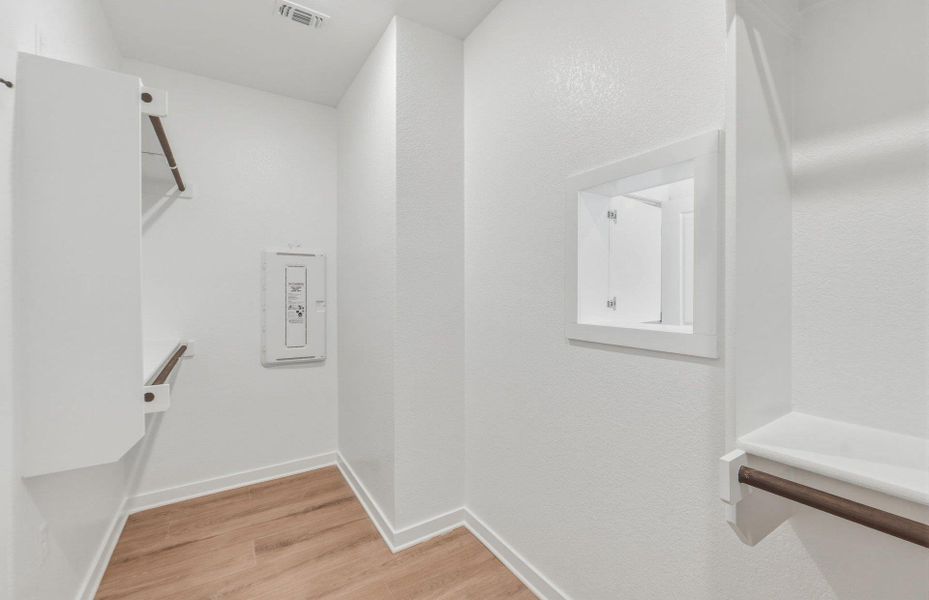 Spacious, unfurnished interior of a new home in Sun City Texas, Georgetown (Image 19).
