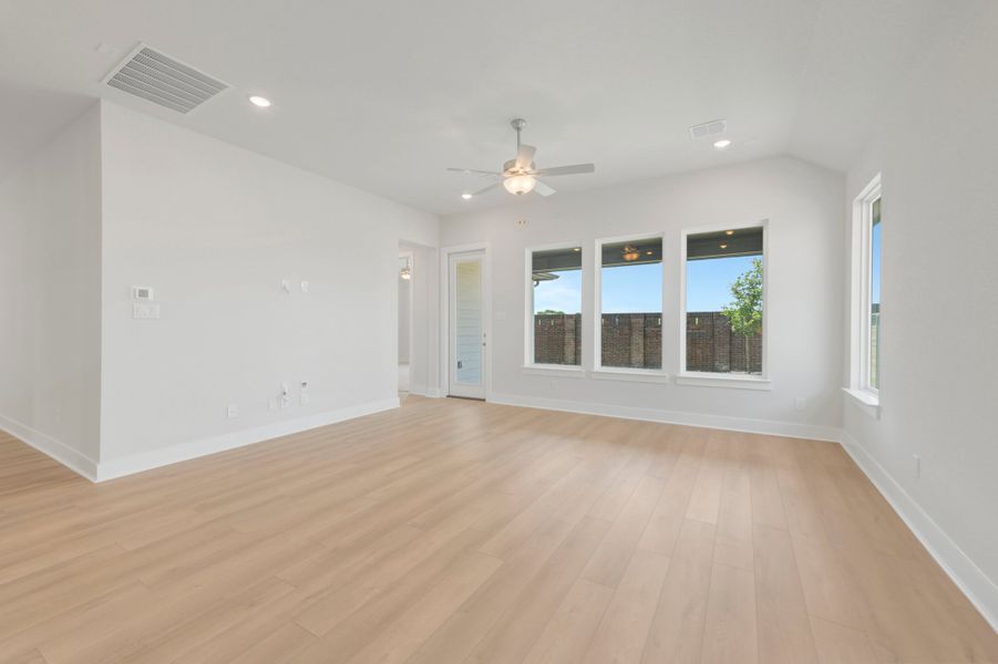 Spacious, unfurnished interior of a new home in Landmark, Denton (Image 14). Spacious, unfurnished interior of a new home in Landmark, Denton (Image 14).