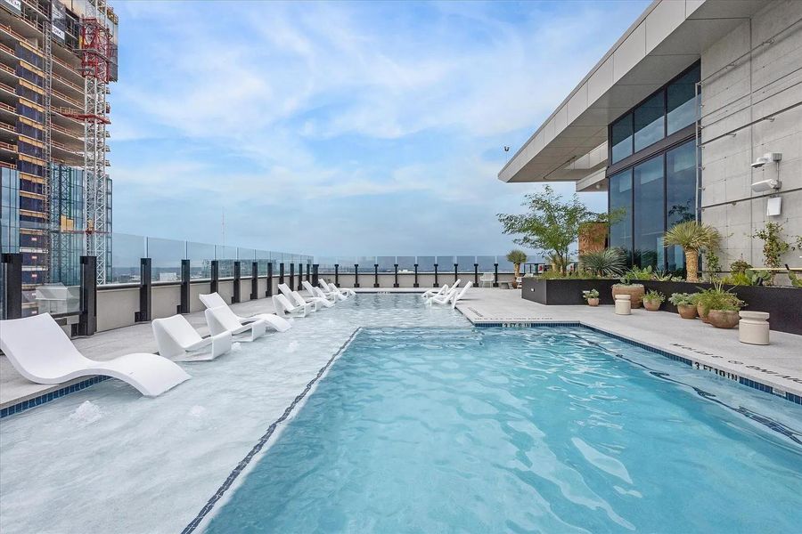 Condo located in Austin, TX showcasing its design and architecture (Image 22).