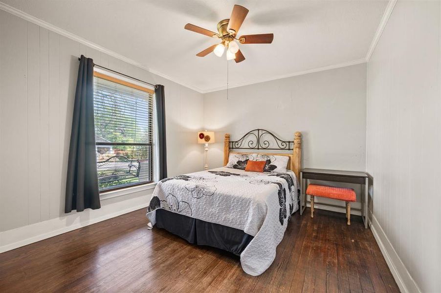 Furnished interior view inside a new home in , Weatherford (Image 12).