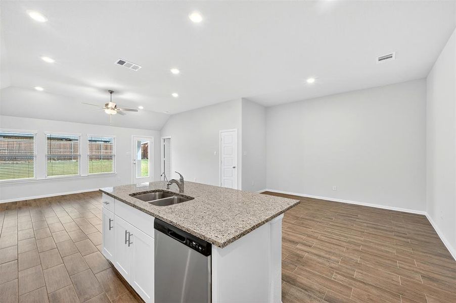 Image 40 of a home in Forest Park. Image 40 of a home in Forest Park.