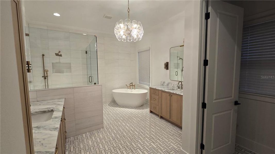 Furnished interior view inside a new home in , Tampa (Image 6).