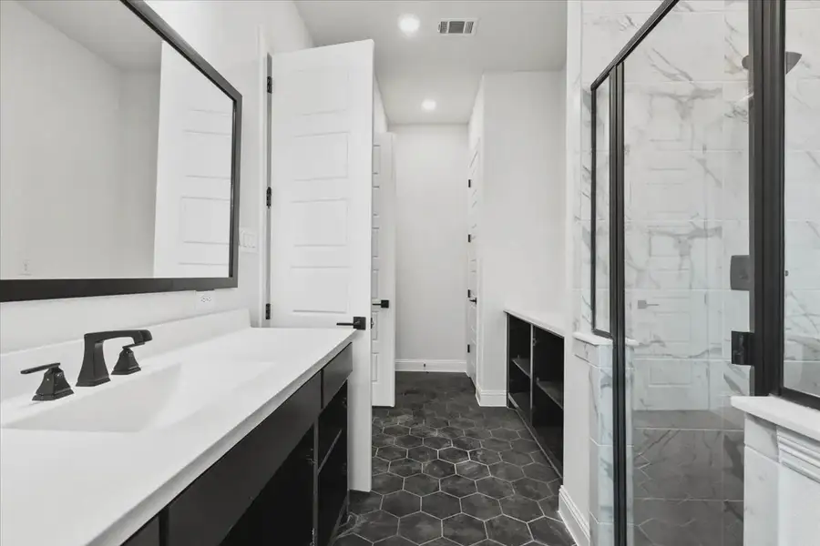 Representative furnished interior of a home built from the Springport by Chesmar Homes in Canyon Falls, Argyle (Image 14).