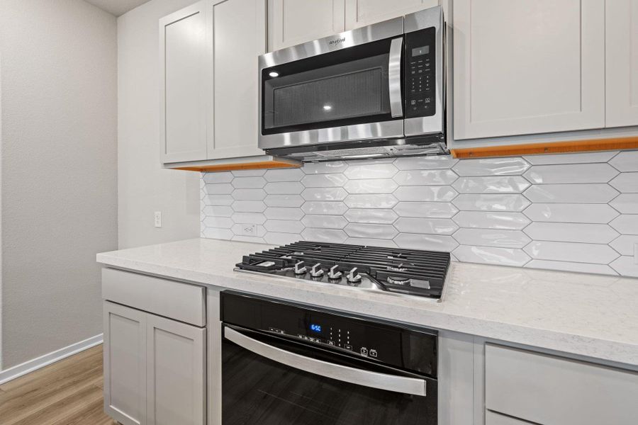 Beautiful finishes in Light & Bright Kitchen Beautiful finishes in Light & Bright Kitchen