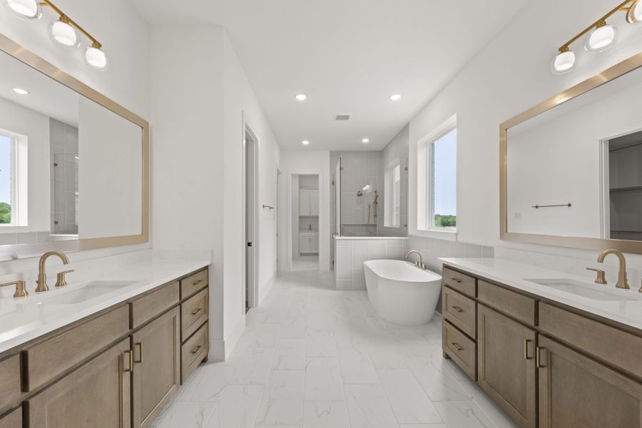 Representative furnished interior of a home built from the 7042 by Tradition Homes in Mustang Lakes, McKinney (Image 9).
